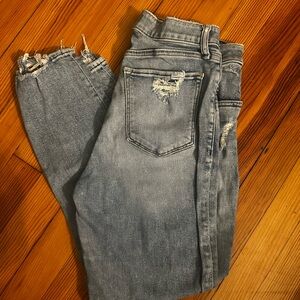 Abercrombie & Fitcb Distressed Jeans
